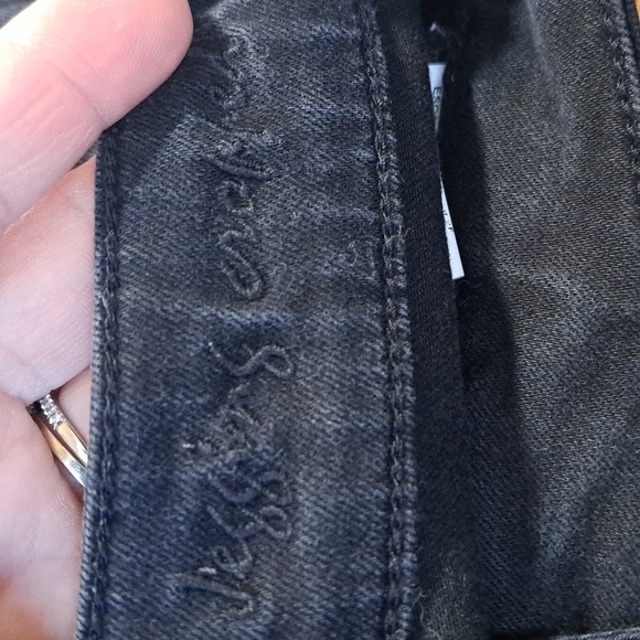 Escada Sport Black Distressed Jegging Cropped‎ Size 36 = US 6 - Picture 7 of 10